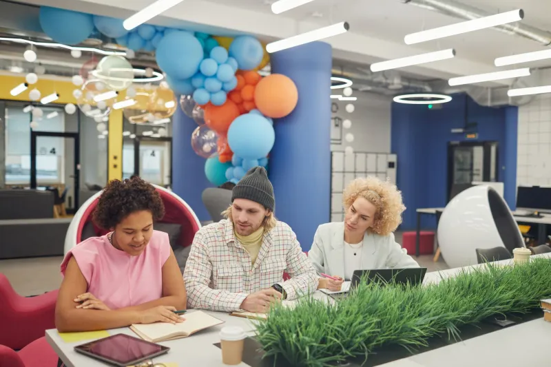 Forget the Feed: Why Americans Are Ditching Big Social for Tiny, Tight-Knit Online Worlds